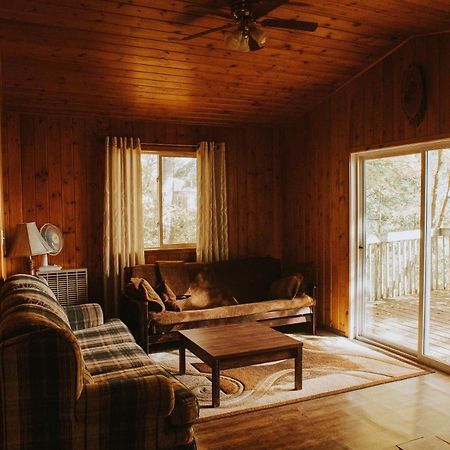 Lang Lake Resort Espanola Екстер'єр фото