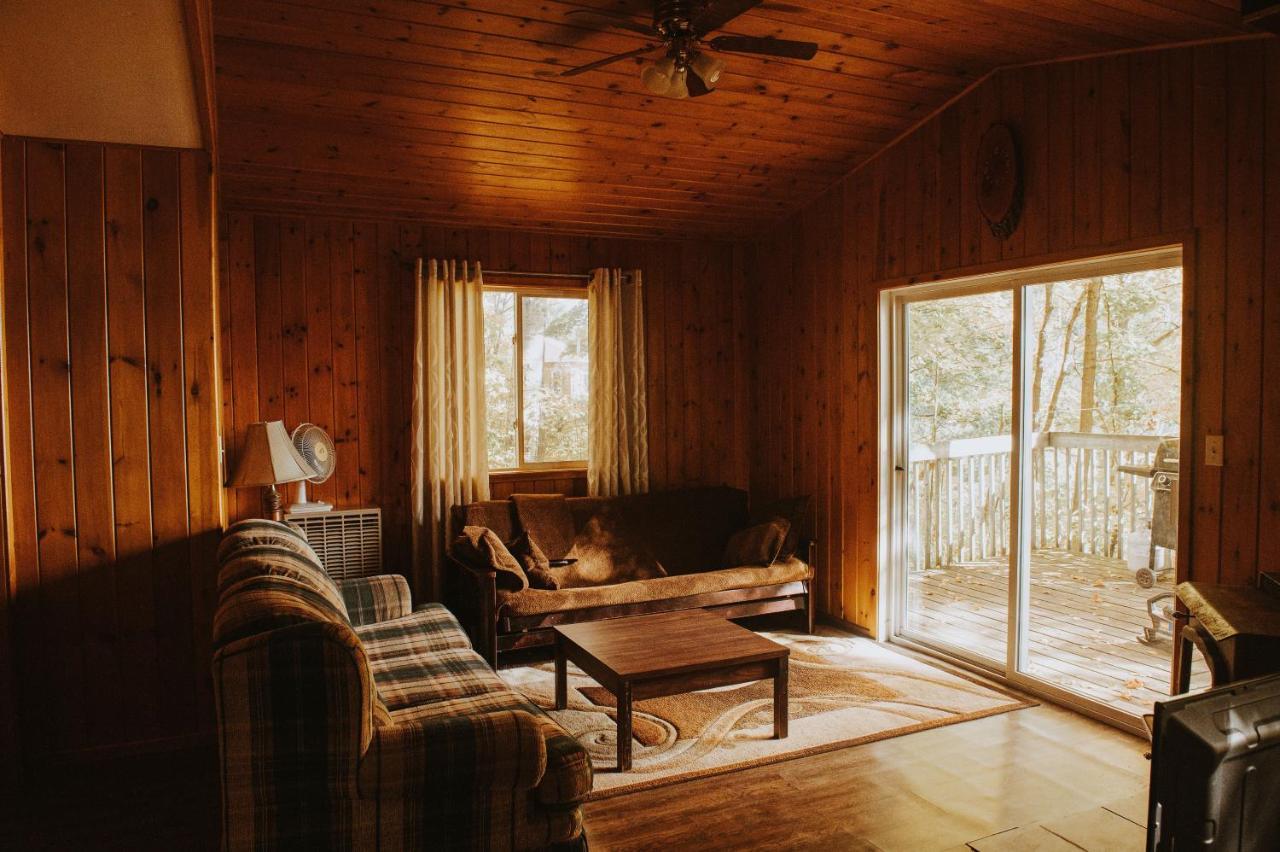 Lang Lake Resort Espanola Екстер'єр фото