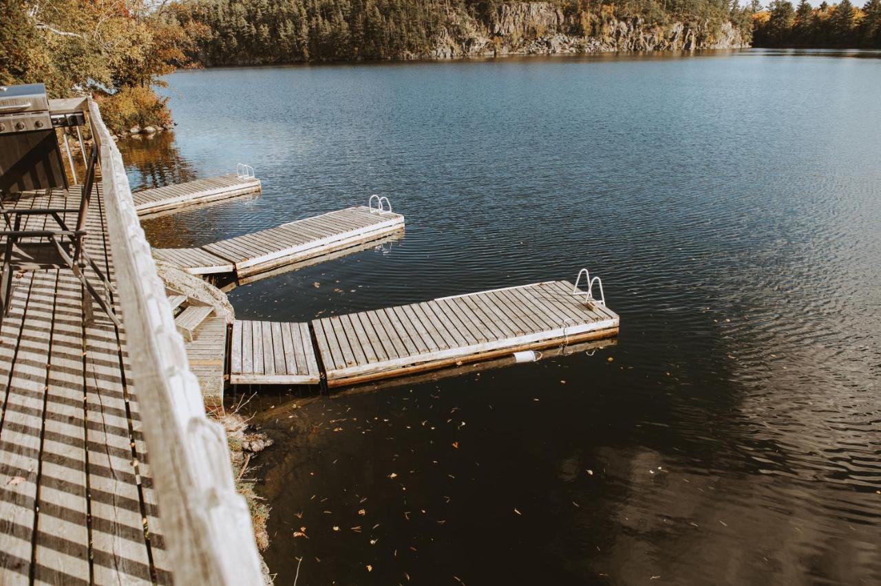 Lang Lake Resort Espanola Екстер'єр фото