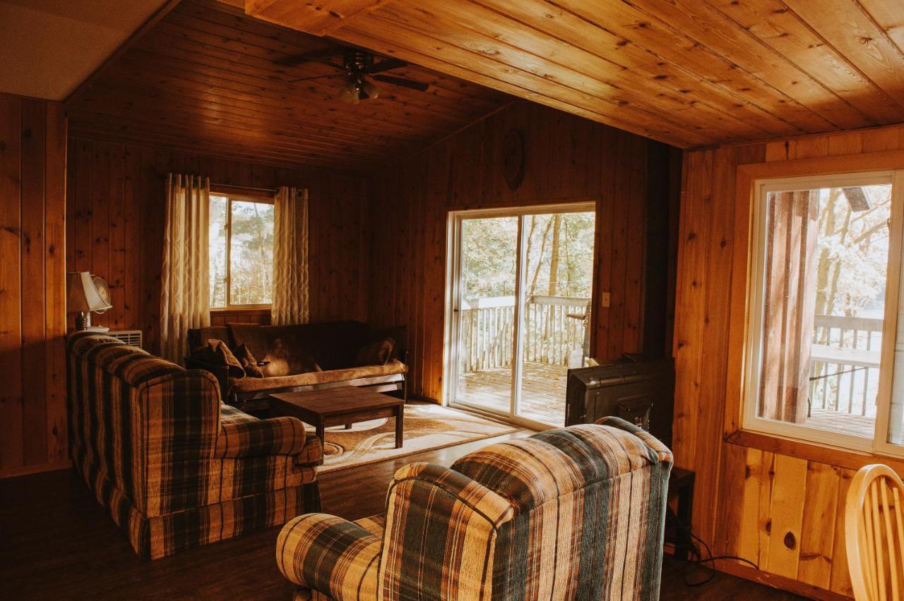 Lang Lake Resort Espanola Екстер'єр фото