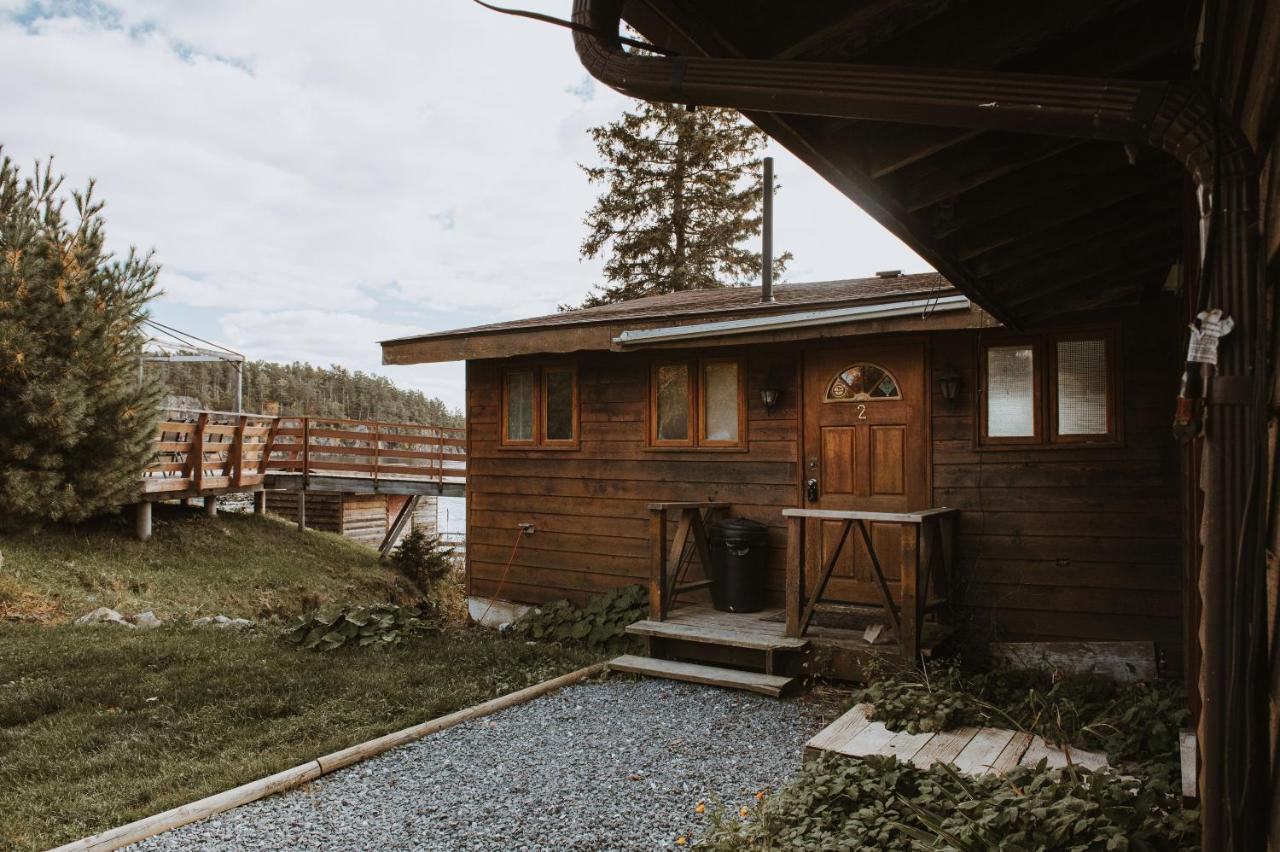 Lang Lake Resort Espanola Екстер'єр фото