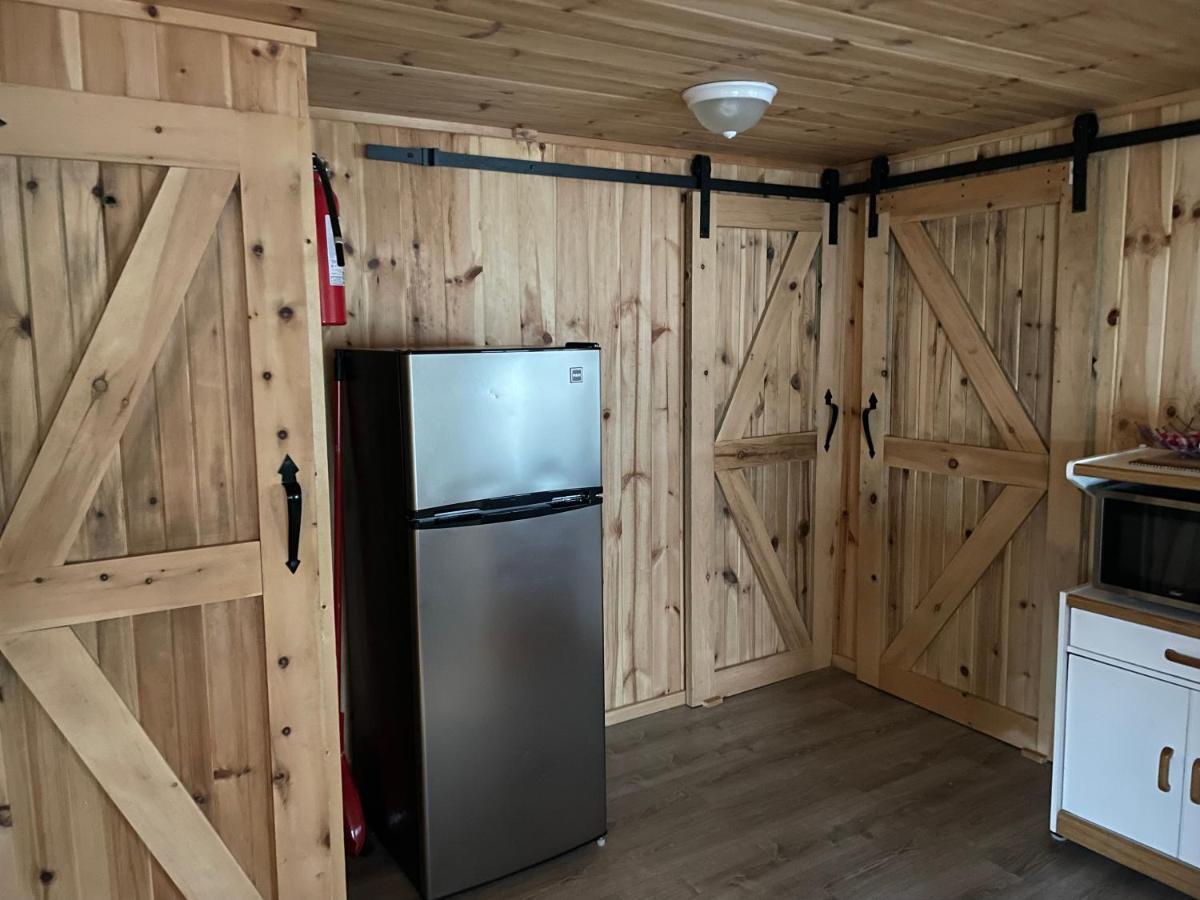 Lang Lake Resort Espanola Екстер'єр фото