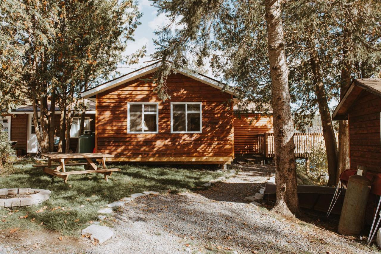 Lang Lake Resort Espanola Екстер'єр фото
