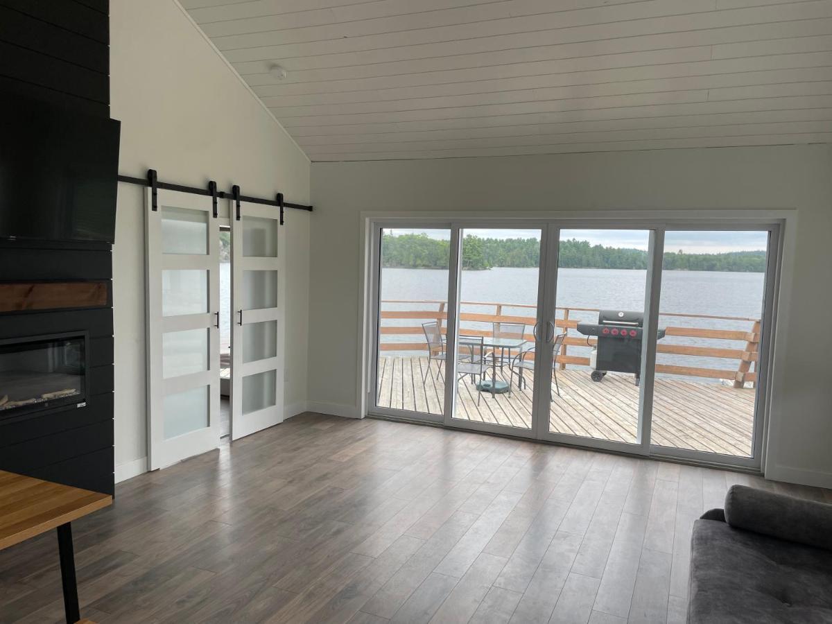 Lang Lake Resort Espanola Екстер'єр фото