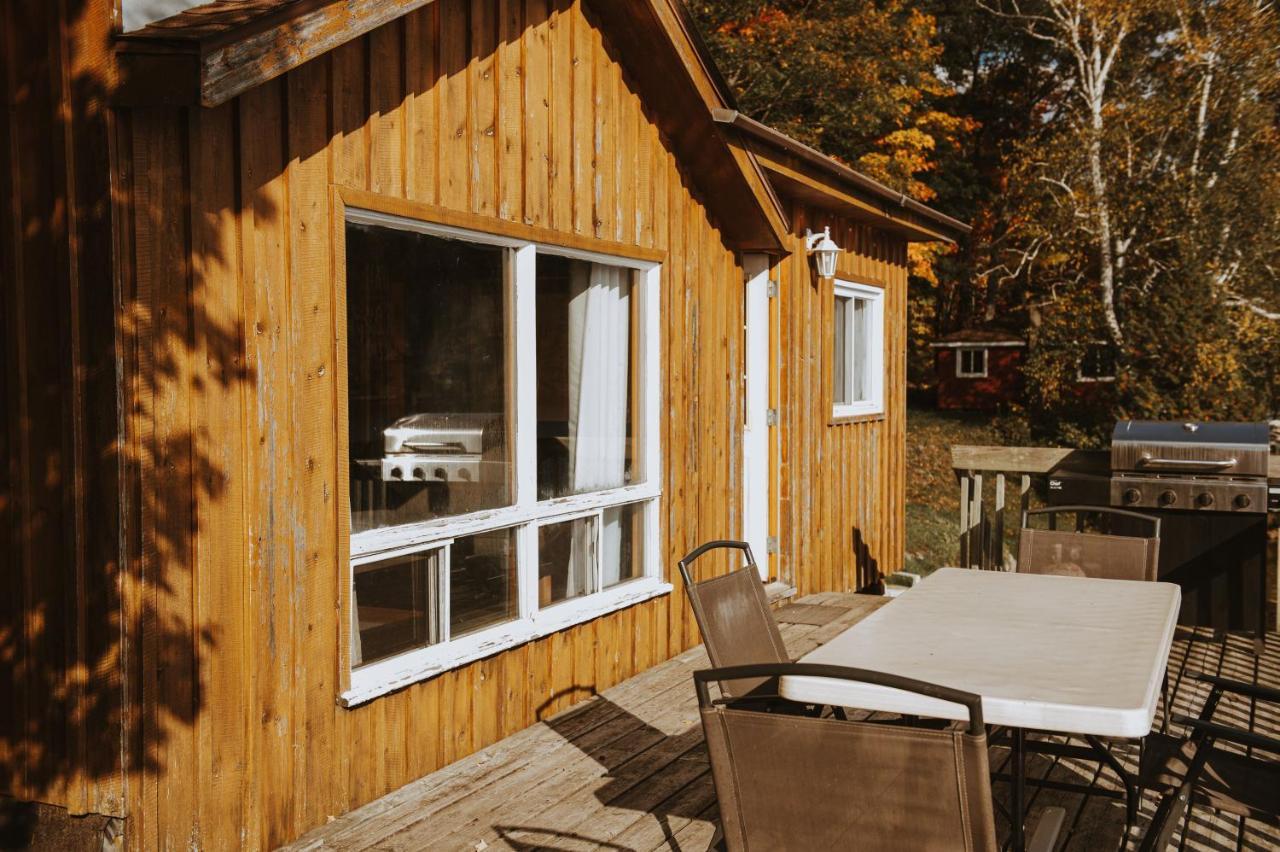 Lang Lake Resort Espanola Екстер'єр фото